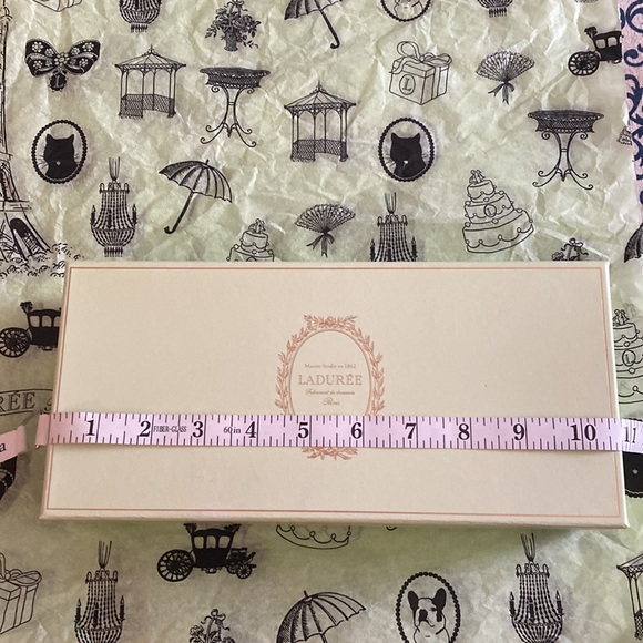 Laduree bag & box set - Picture 9 of 16